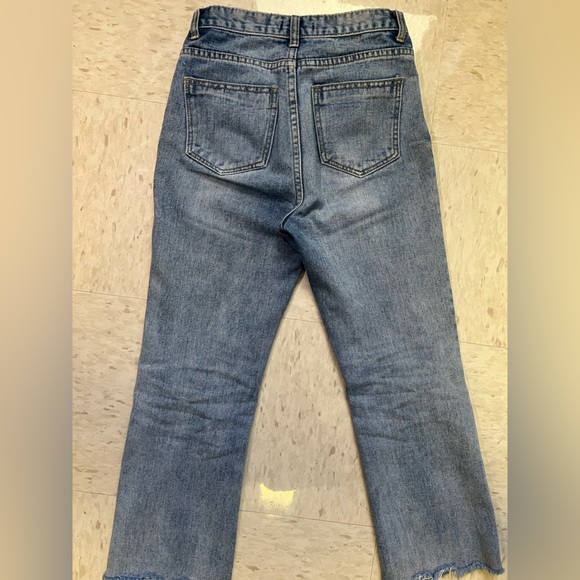 Light wash Meet Me Jeans Size small - Picture 4 of 9
